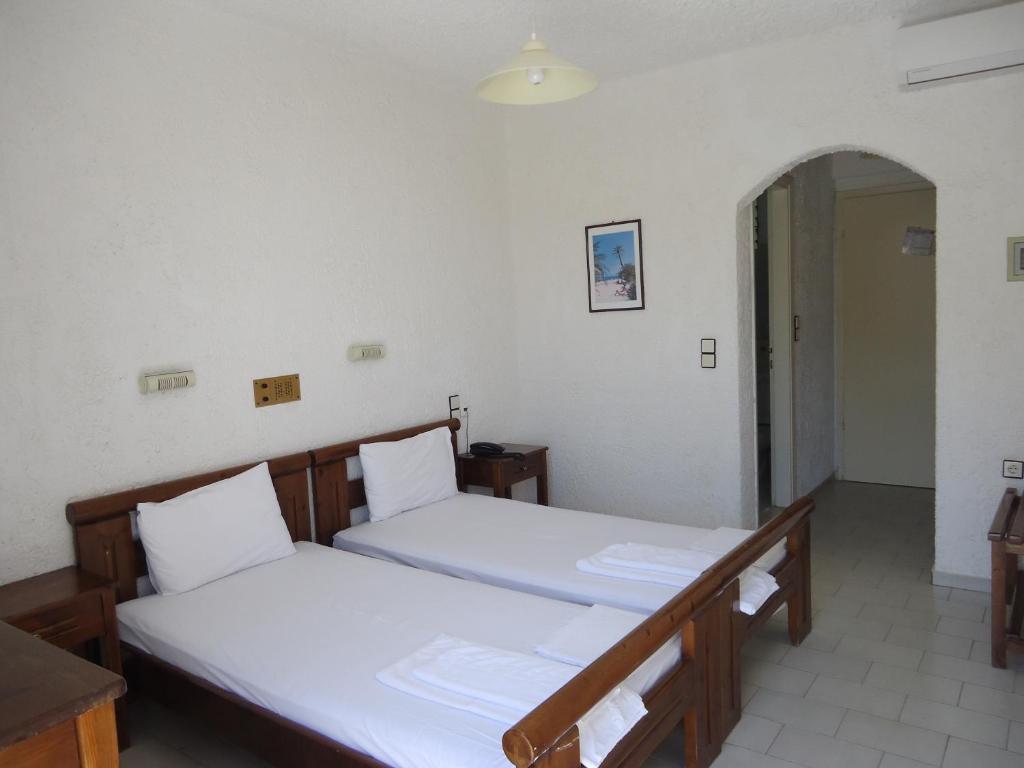 Fevro Hotel Agia Galini Екстериор снимка