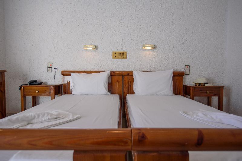 Fevro Hotel Agia Galini Екстериор снимка